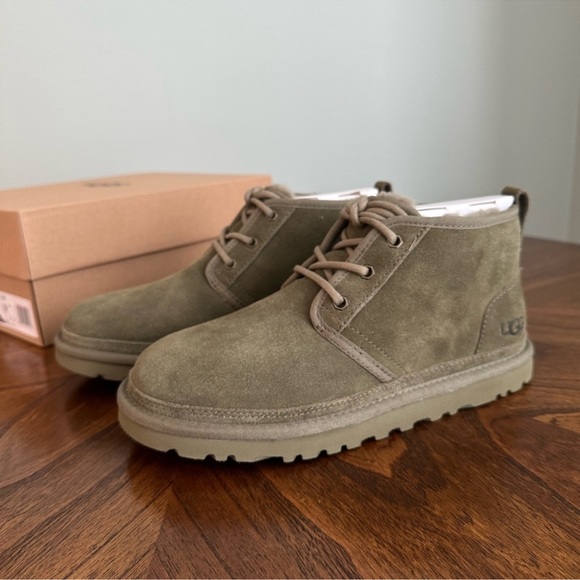 UGG Women’s Neumel Suede Chukka Boots in Burnt Olive - Picture 2 of 8